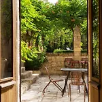 Prieuré Saint-nicolas - Les Maisons 4*