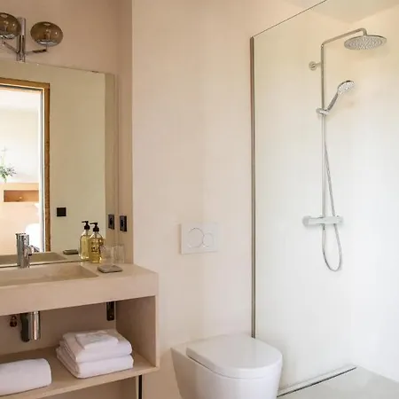 Prieure Saint-nicolas - Les Maisons Frühstückspension 4*