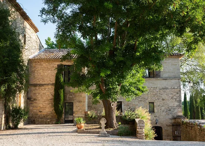 Alojamento de Acomodação e Pequeno-almoço Prieure Saint-nicolas - Les Maisons Blauzac (Gard)