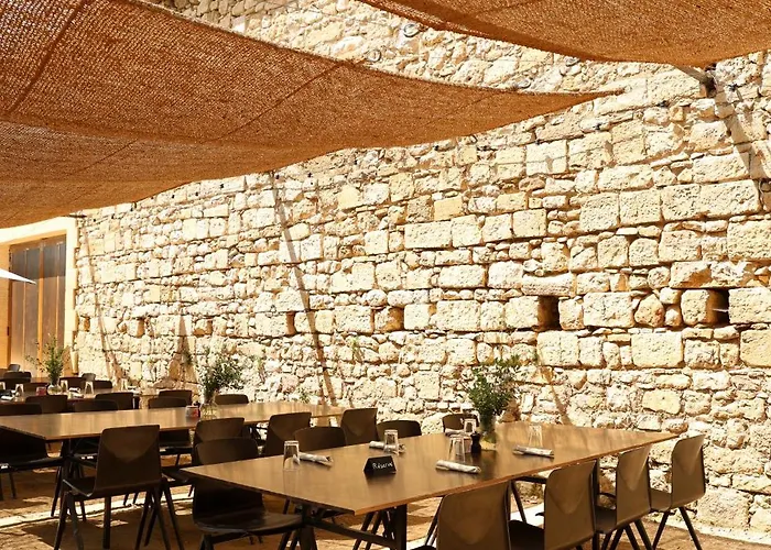 Prieure Saint-nicolas - Les Maisons 4*